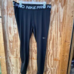 Nike Pro Black Leggings (Size XL)